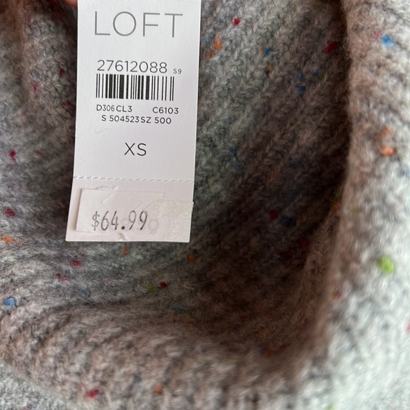 Sweater - Picture 3 of 3